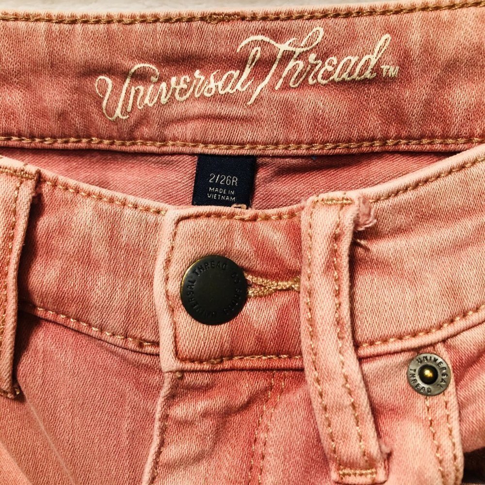 Universal Thread Peach Orange Cropped Jeans With Released Hems Size 2/26R - Picture 3 of 7